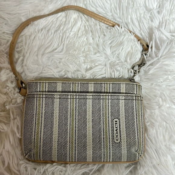 Coach Small Wristlet - Picture 1 of 7